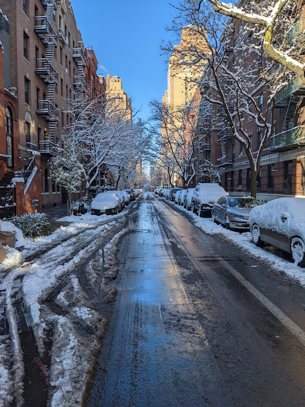 Snow On (and above) Sixteenth Street