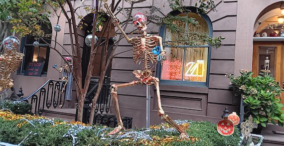 Dead Set on Decorating, West Chelsea’s 400 Blocks Made Halloween Something to be Seen