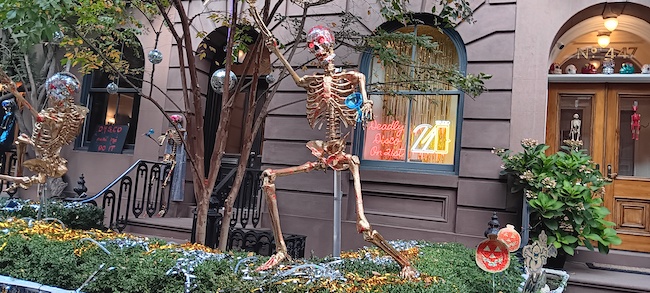 Dead Set on Decorating, West Chelsea’s 400 Blocks Made Halloween Something to be Seen