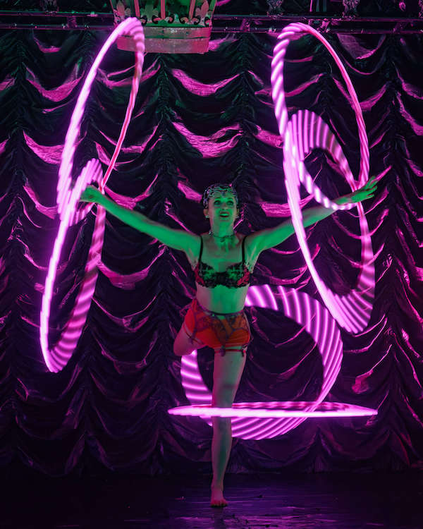 ‘Wonderlanadu’ Mixed Burlesque & Rollerskate for a Perfect Date Night
