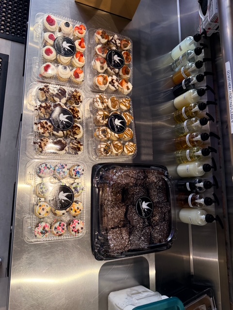 Family-Owned Franchise Brings Cinnaholic’s Fully Customizable Sweets to Chelsea